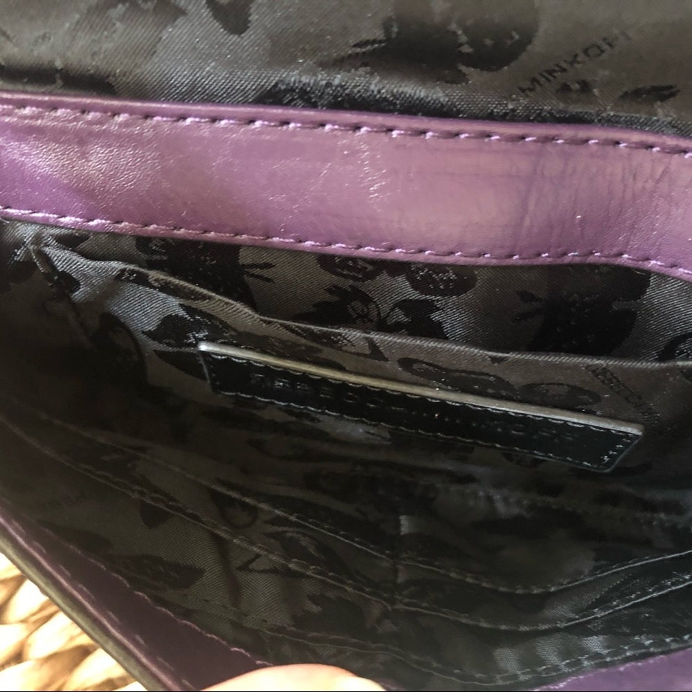 REBECCA MINKOFF LOVE CLUTCH/GOLD CHAIN SH. BAG - Picture 7 of 7